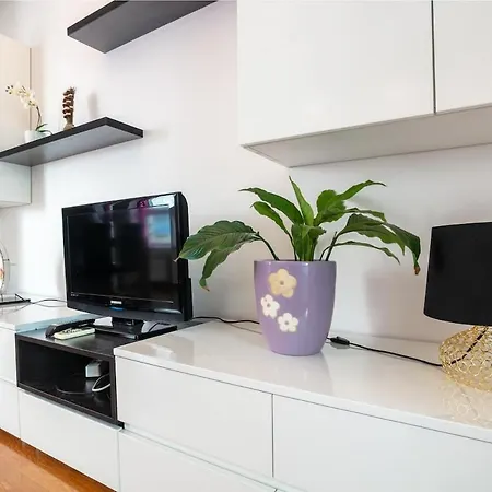 Dc Belgrade, Modern, Super Comfy, Garage Parking Appartement